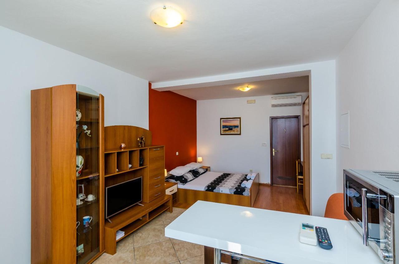Apartments Kanjuo By The Sea Млини Экстерьер фото